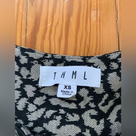 THML Top  - Picture 5 of 8